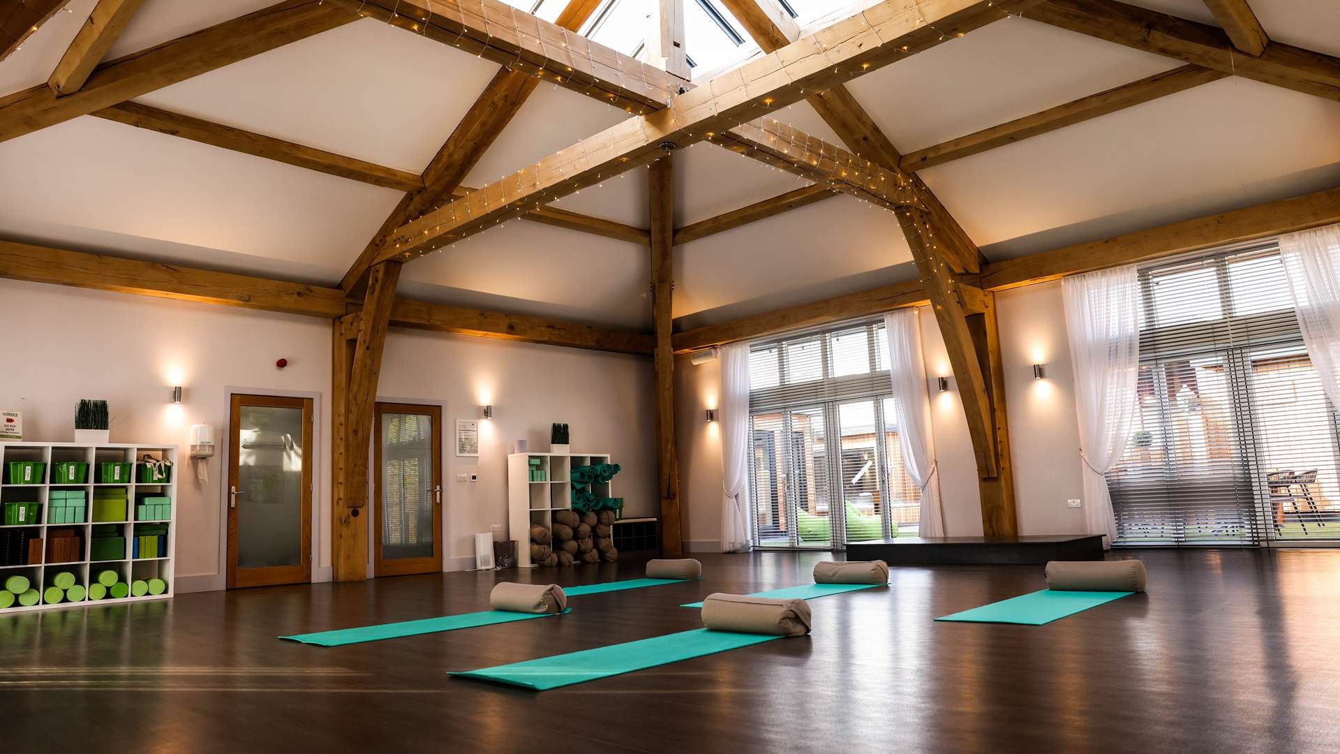 spa garden-at-iveridge-hall-image-0414